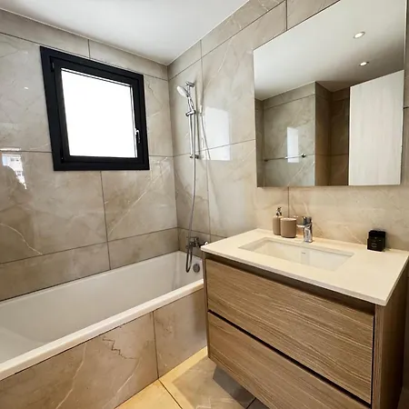 דירה Wealthystays Premium ניקוסיה