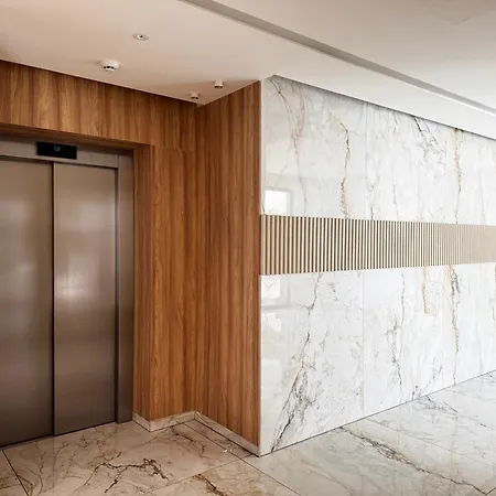 Διαμέρισμα Wealthystays Premium