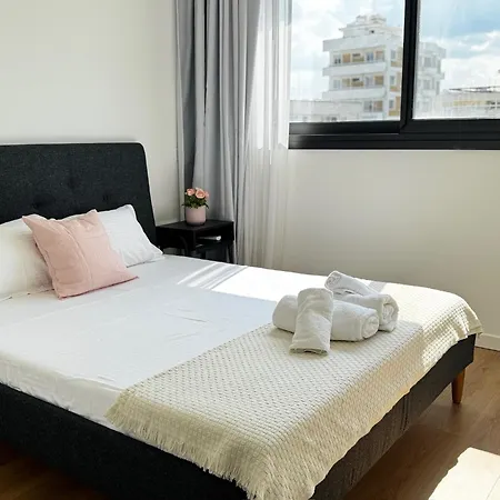 Apartment Wealthystays Downtown Premium Nicosia