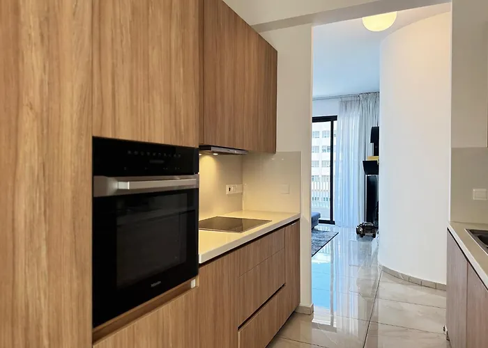 Wealthystays Premium *