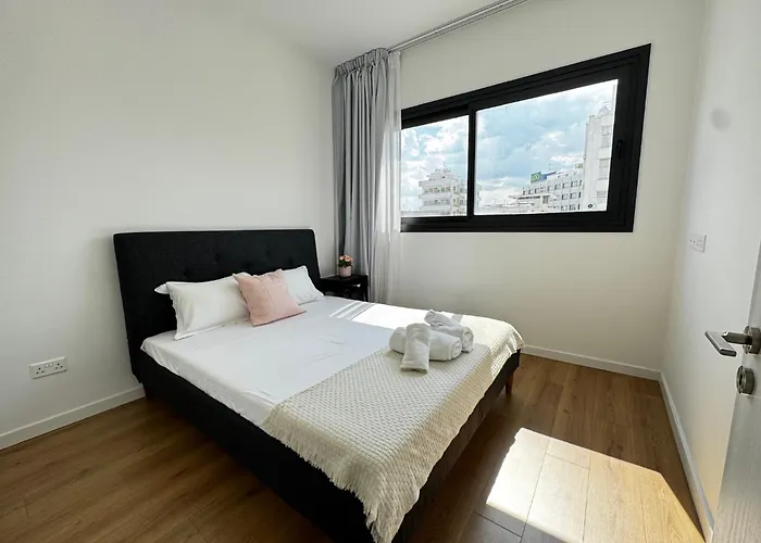 Wealthystays Premium Lägenhet *